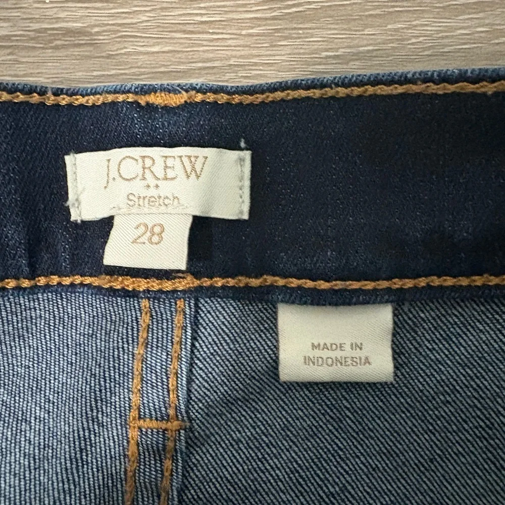 J. Crew Dark Wash Women's Skinny Jeans - Classic Dark Blue